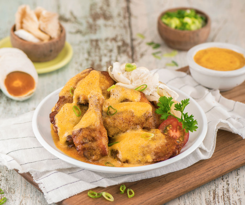 Image Chicken Wings with salted egg sauce